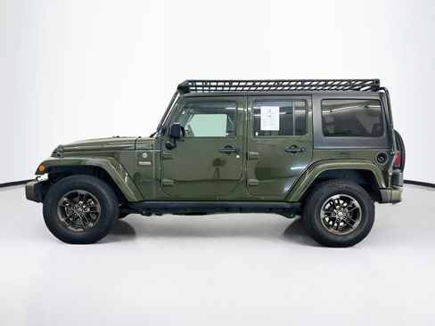 Used 2016 Jeep Wrangler Unlimited Sahara AWD/4WD image 4