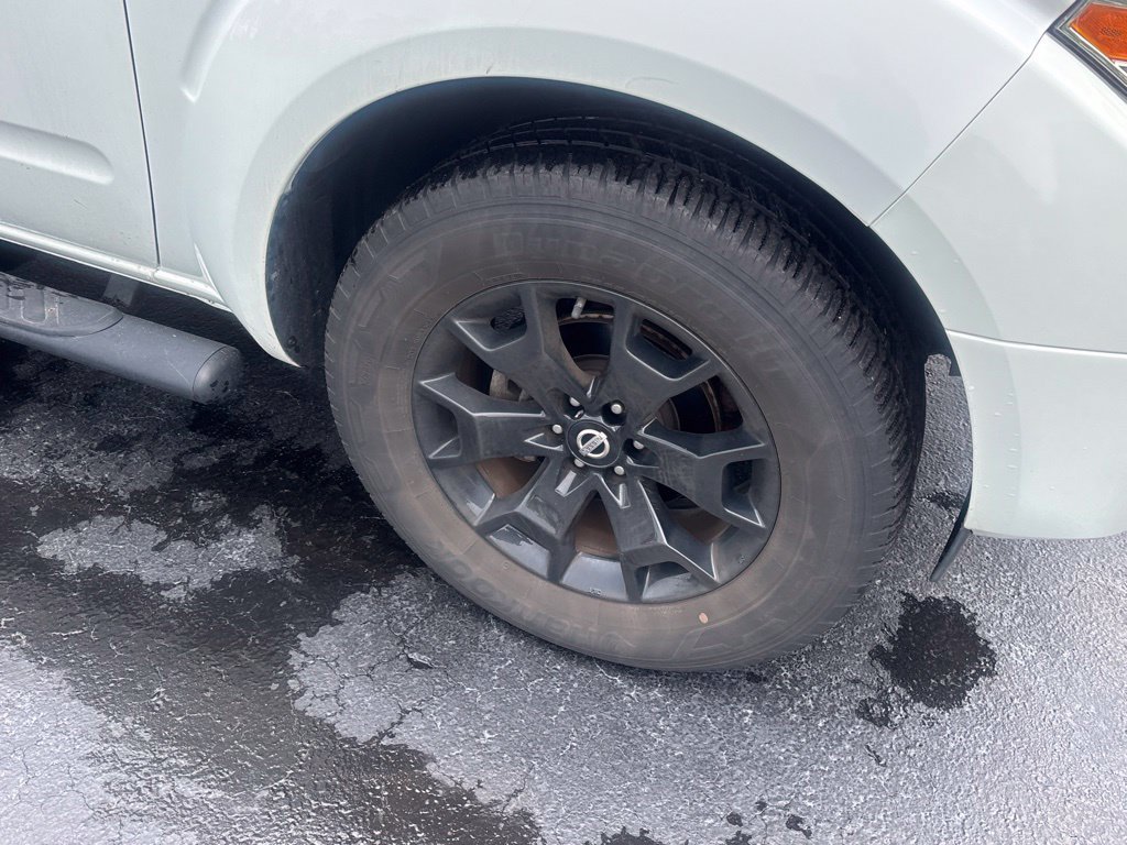 Used 2020 Nissan Frontier SV w/ Midnight Edition Floor Mats RWD image 8