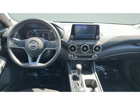 Used 2024 Nissan Sentra SV FWD image 8