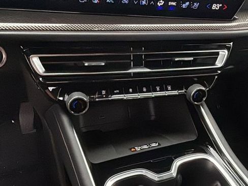 Used 2025 Chevrolet Traverse High Country w/ LPO, Floor Liner Package image 31