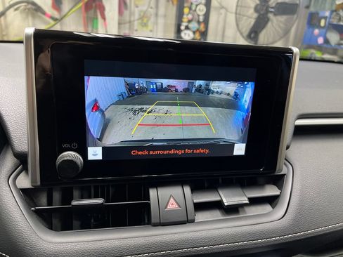 Certified 2025 Toyota RAV4 XLE AWD/4WD image 23