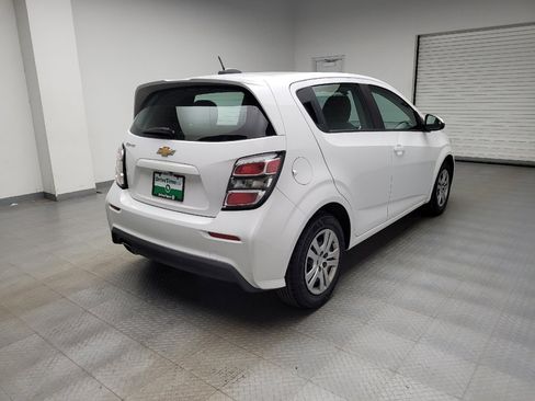 Used 2019 Chevrolet Sonic LT FWD image 9