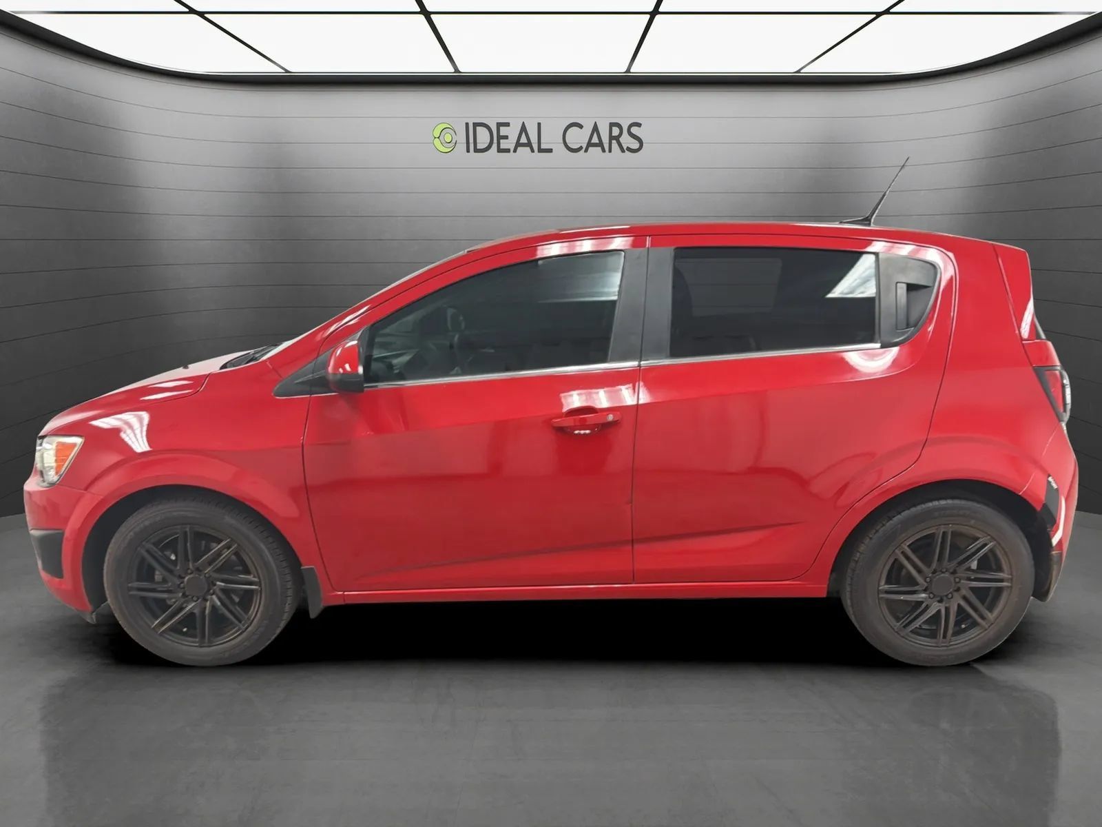 Used 2013 Chevrolet Sonic LT FWD image 8