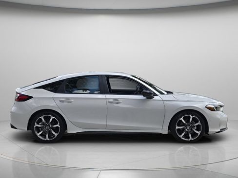 Used 2025 Honda Civic Sport Touring image 3