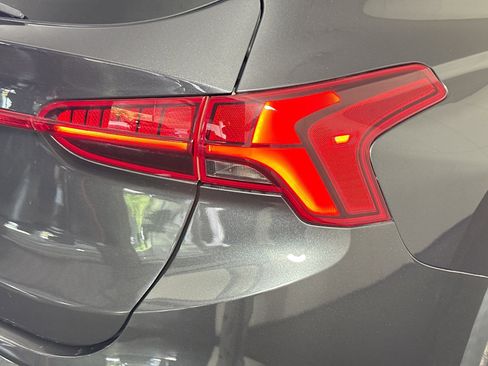 Used 2022 Hyundai Santa Fe Limited FWD image 34