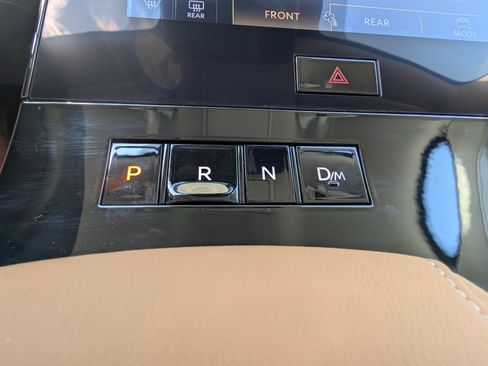 Used 2025 INFINITI QX80 Luxe AWD/4WD image 33