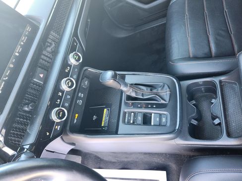 Used 2024 Honda CR-V Sport Touring image 18