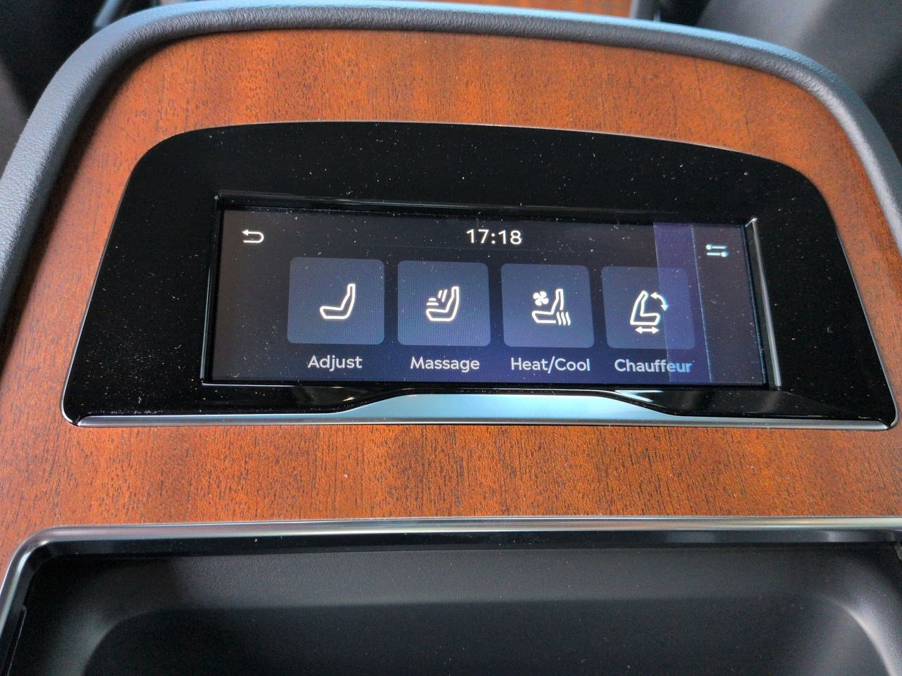 New 2026 Lincoln Navigator Black Label AWD/4WD image 15