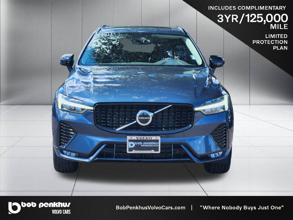 Used 2025 Volvo XC60 B5 Core AWD/4WD image 22