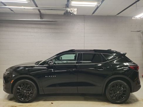 Used 2026 Chevrolet Blazer LT w/ Sound & Technology Package image 17