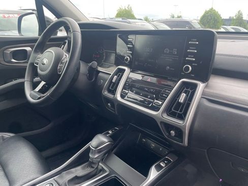 Used 2021 Kia Sorento EX FWD image 28