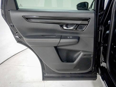 Used 2026 Honda CR-V Sport Touring image 37