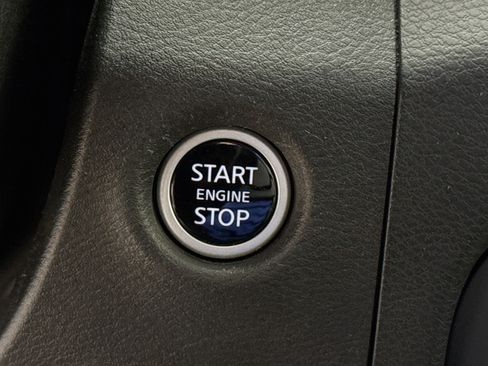 Used 2024 Nissan Frontier S RWD image 21