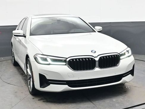Used 2023 BMW 530i w/ Convenience Package RWD image 11