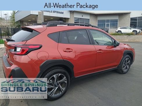 Used 2025 Subaru Crosstrek 2.0i Premium image 3