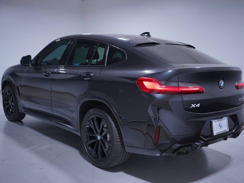 Used 2024 BMW X4 xDrive30i AWD/4WD image 3