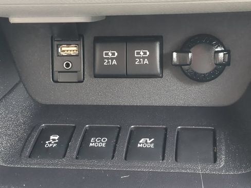 Used 2018 Toyota Highlander Limited Platinum AWD/4WD image 22
