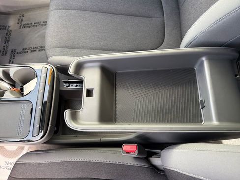 Used 2025 Hyundai Ioniq 5 SE image 24