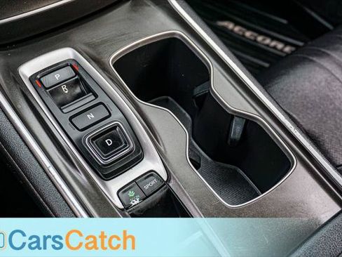 Used 2021 Honda Accord Touring image 32