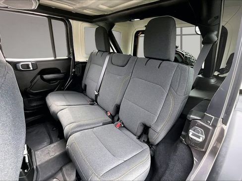 Used 2024 Jeep Wrangler Unlimited Sport AWD/4WD image 21