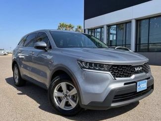 Used 2022 Kia Sorento LX FWD video 1