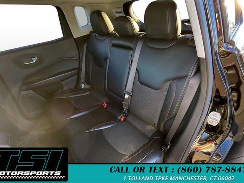 Used 2020 Jeep Compass Trailhawk image 25
