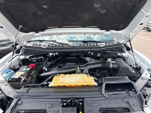 Used 2018 Ford F150 Raptor w/ Equipment Group 802A Luxury AWD/4WD image 12