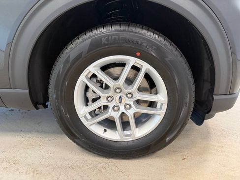 New 2026 Ford Explorer Active AWD/4WD image 38