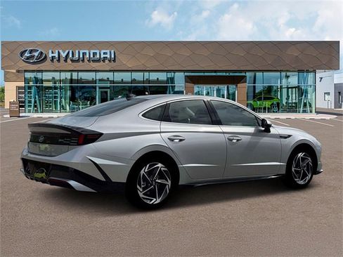 New 2026 Hyundai Sonata SEL image 8