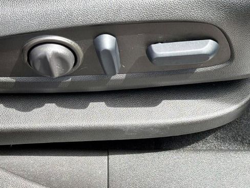 Certified 2023 Chevrolet Equinox Premier AWD/4WD image 9