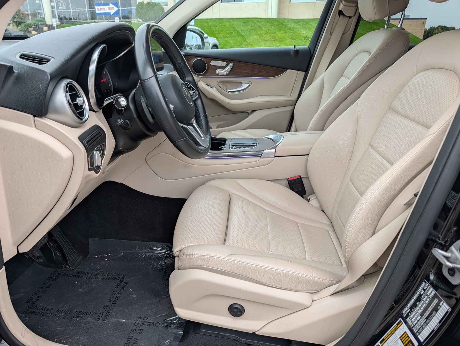 Used 2022 Mercedes-Benz GLC 300 4MATIC image 12