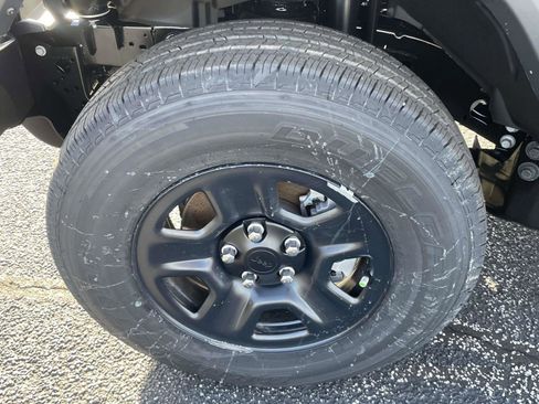 New 2026 Jeep Gladiator Sport image 8