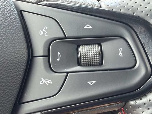 Used 2025 Chevrolet TrailBlazer RS w/ Convenience Package FWD image 22