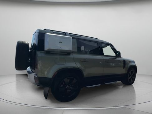 Used 2020 Land Rover Defender 110 HSE image 29