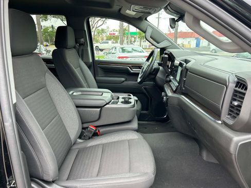 Used 2024 Chevrolet Silverado 1500 LT w/ Protection Package image 27