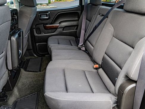 Used 2017 GMC Sierra 2500 SLE image 12