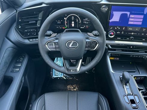 New 2026 Lexus TX 500h AWD image 14