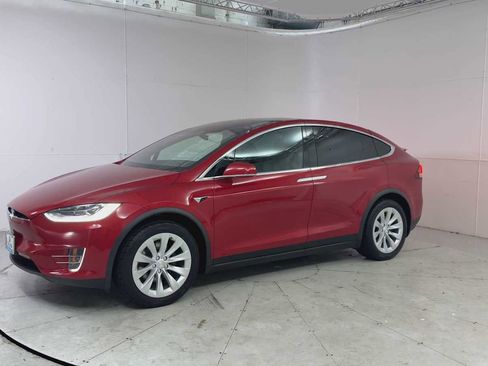 Used 2020 Tesla Model X Long Range image 6