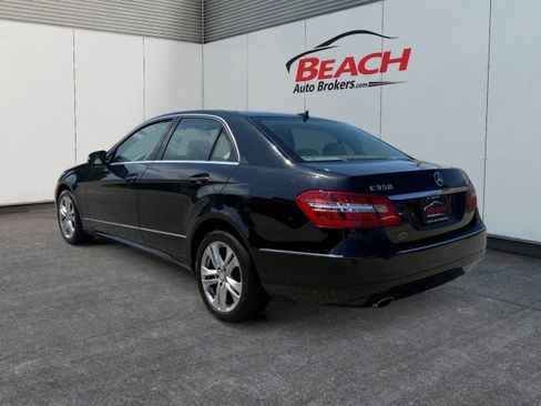 Used 2010 Mercedes-Benz E 350 4MATIC Sedan image 11