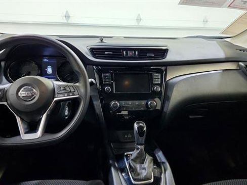 Used 2021 Nissan Rogue Sport S image 22