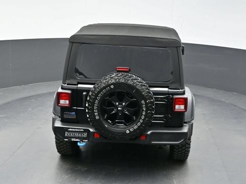 Used 2023 Jeep Wrangler Unlimited AWD/4WD image 38