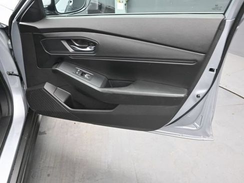Used 2023 Honda Accord EX image 18