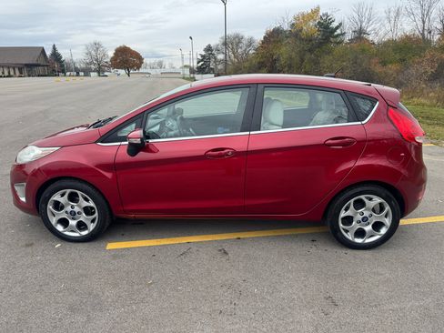 Used 2013 Ford Fiesta Titanium image 8