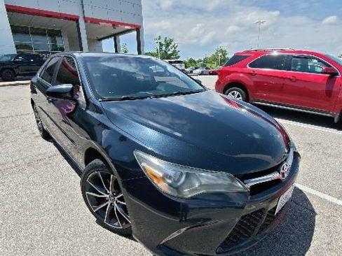Used 2016 Toyota Camry XSE w/ Moonroof Package FWD image 15