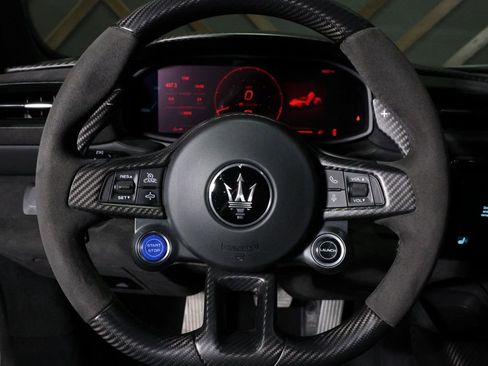 Used 2023 Maserati MC20 Coupe image 32