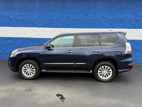 Used 2019 Lexus GX 460 Premium AWD/4WD image 19