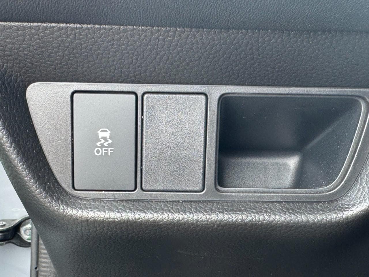Certified 2026 Honda HR-V Sport image 19