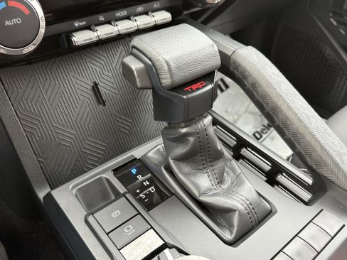 Used 2024 Toyota Tacoma TRD Sport image 20