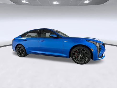 New 2026 Cadillac CT5 V image 7