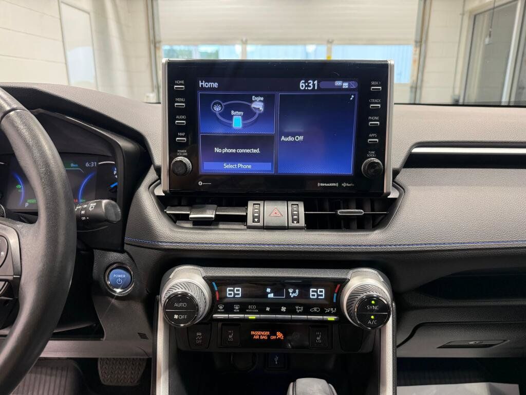 Certified 2022 Toyota RAV4 XSE w/ XSE Grade Weather Package AWD/4WD image 30
